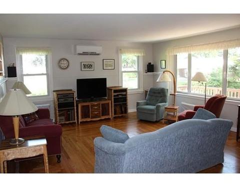 16 Broad St, Easthampton, MA 01027 photo 9