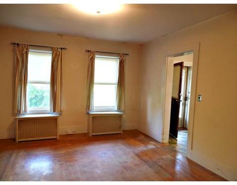 20 Monroe St, Ware, MA 01082 photo 10