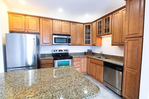 185 Stevens St #3B, Barnstable, MA 02601 photo 4