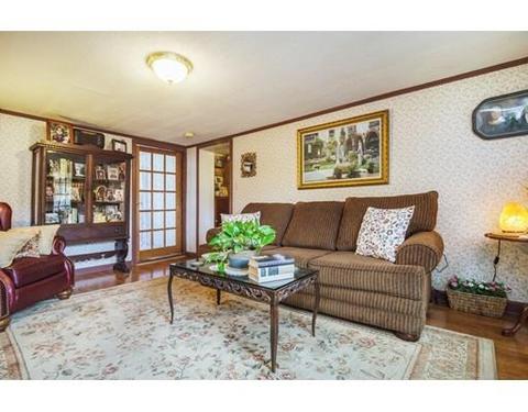 55 Oliver St, Everett, MA 02149 photo 2