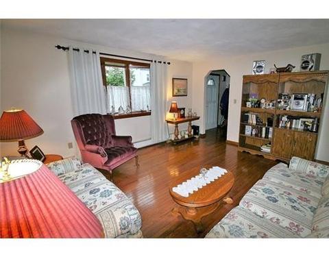 6 Charles St, Danvers, MA 01923 photo 8