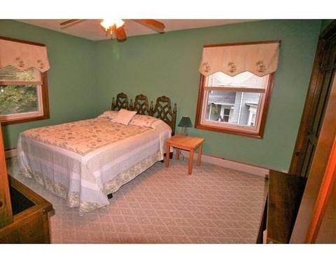 6 Charles St, Danvers, MA 01923 photo 17