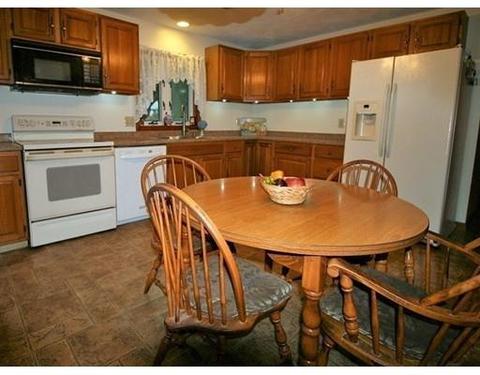 6 Charles St, Danvers, MA 01923 photo 11