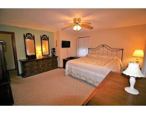 6 Charles St, Danvers, MA 01923 photo 16