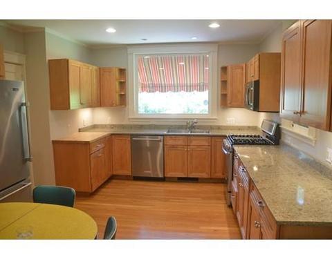 78 Walnut St, Needham, MA 02492 photo 9