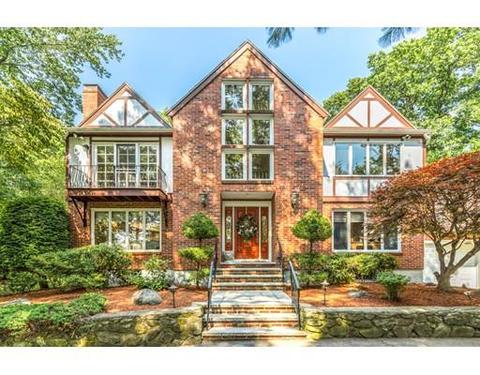2 Treetops Ln, Danvers, MA 01923 photo 1