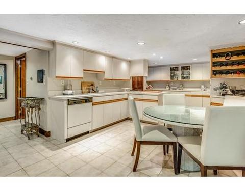 2 Treetops Ln, Danvers, MA 01923 photo 24