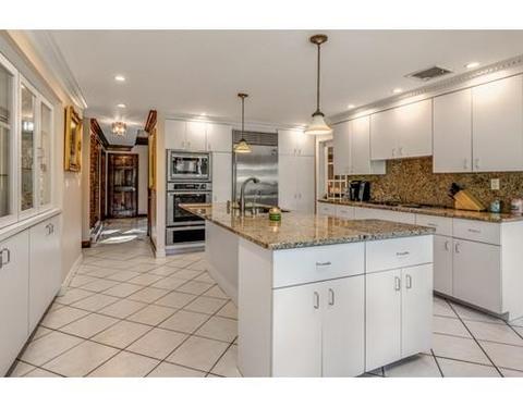 2 Treetops Ln, Danvers, MA 01923 photo 12