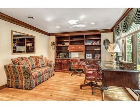 2 Treetops Ln, Danvers, MA 01923 photo 8