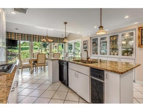 2 Treetops Ln, Danvers, MA 01923 photo 13