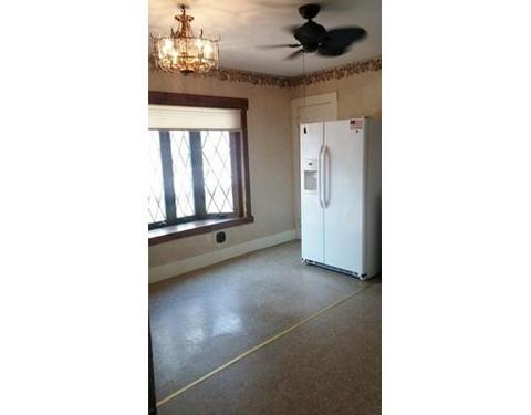 19 Mellen St, Chicopee, MA 01013 photo 9