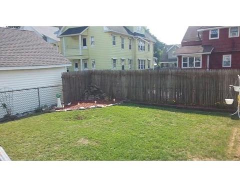 19 Mellen St, Chicopee, MA 01013 photo 3