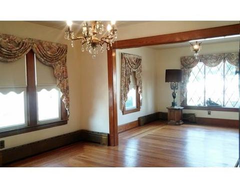 19 Mellen St, Chicopee, MA 01013 photo 4
