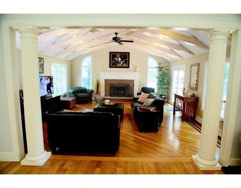 204 Charles St, Hingham, MA 02043 photo 1