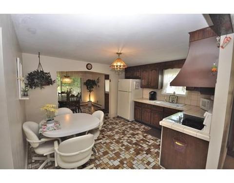 44 Woodlawn Ave, Everett, MA 02149 photo 2