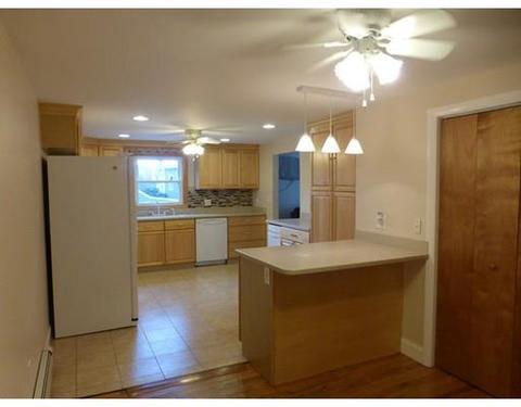 4 Wayne Ave, Lynn, MA 01902 photo 3