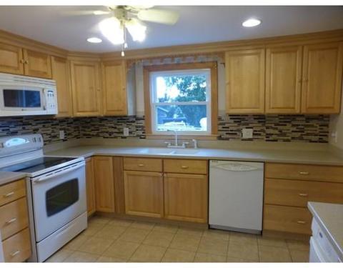 4 Wayne Ave, Lynn, MA 01902 photo 4