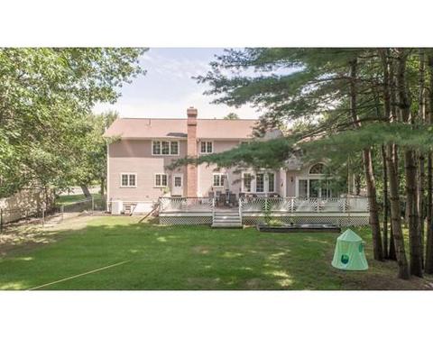 80 Lilah Ln, Reading, MA 01867 photo 3