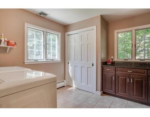 80 Lilah Ln, Reading, MA 01867 photo 17