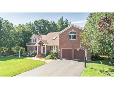 80 Lilah Ln, Reading, MA 01867 photo 2