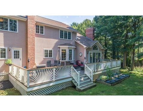 80 Lilah Ln, Reading, MA 01867 photo 4