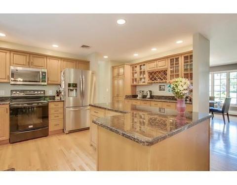 80 Lilah Ln, Reading, MA 01867 photo 9
