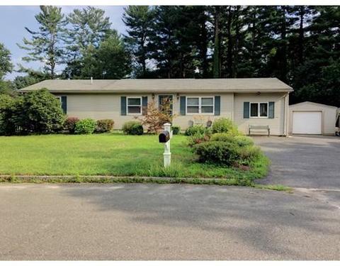 128 Saffron Cir, Springfield, MA 01129 photo 1