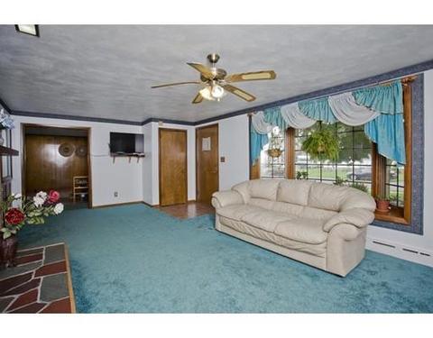 150 State St, Chicopee, MA 01013 photo 3