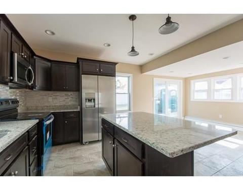 578 Palmer St, Fall River, MA 02721 photo 10