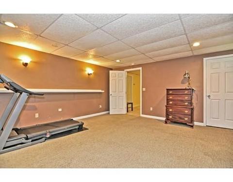 79 Whitins Rd, Sutton, MA 01590 photo 24