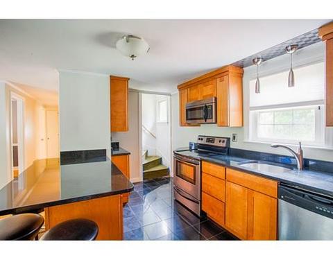 17 Nursery St, Beverly, MA 01915 photo 13
