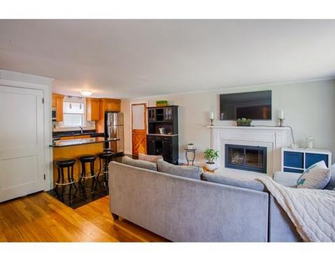 17 Nursery St, Beverly, MA 01915 photo 10