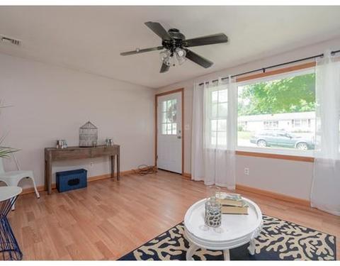 71 Treetop Ave, Springfield, MA 01118 photo 6