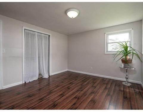 71 Treetop Ave, Springfield, MA 01118 photo 19