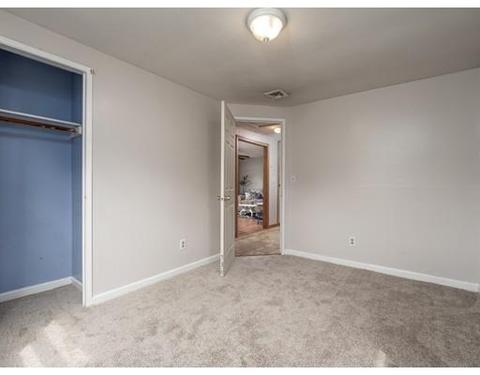 71 Treetop Ave, Springfield, MA 01118 photo 16