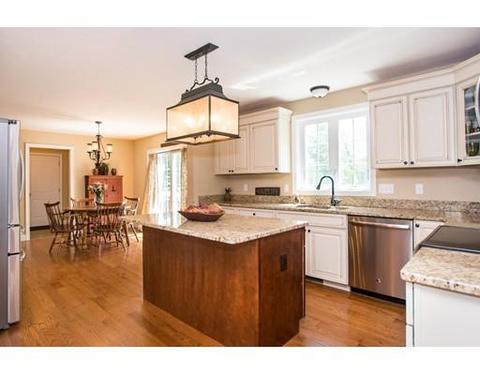 153 Maple St, Douglas, MA 01516 photo 9