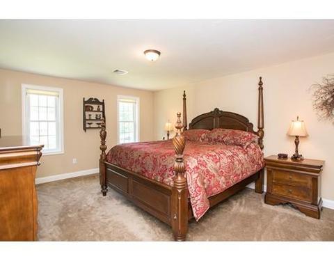 153 Maple St, Douglas, MA 01516 photo 19