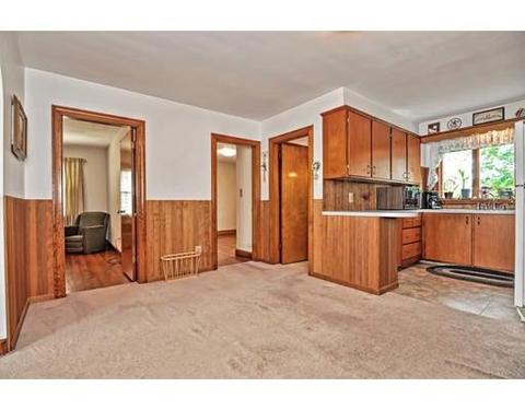 281 Center St, Fall River, MA 02724 photo 7