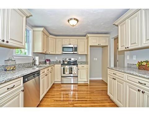 31 Mohawk Path, Bellingham, MA 02019 photo 6