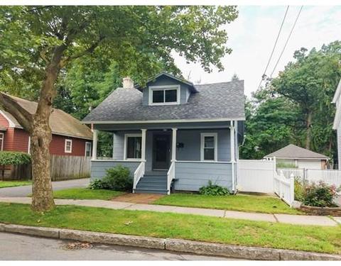 132 Jasper St, Springfield, MA 01109 photo 2