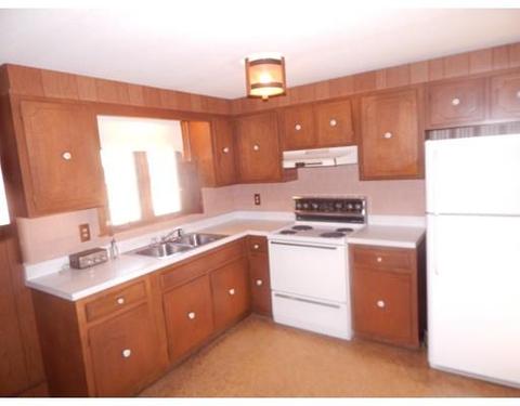 770 Langley St, Fall River, MA 02720 photo 4
