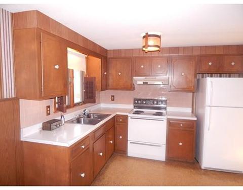 770 Langley St, Fall River, MA 02720 photo 3