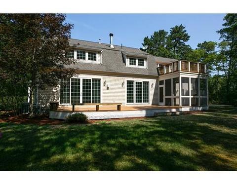 334 Waquoit Rd, Barnstable, MA 02635 photo 12