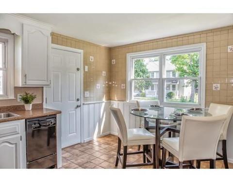 92 Lorimer St, Springfield, MA 01151 photo 8