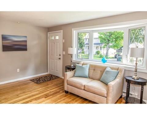 92 Lorimer St, Springfield, MA 01151 photo 9