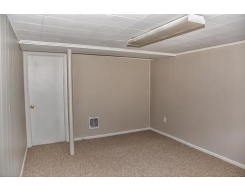 92 Lorimer St, Springfield, MA 01151 photo 24