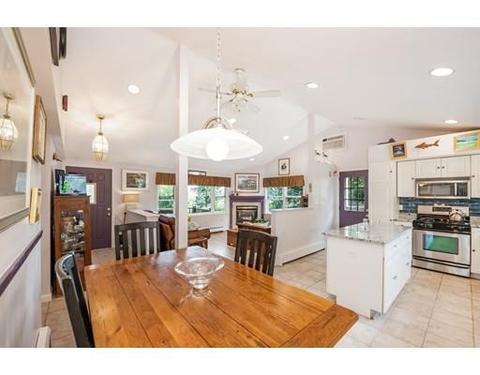 7 Rose Ln, Gloucester, MA 01930 photo 8