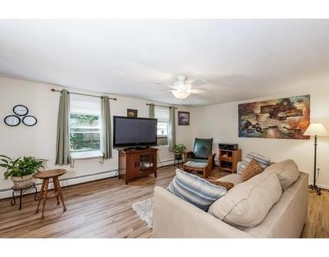 7 Rose Ln, Gloucester, MA 01930 photo 9