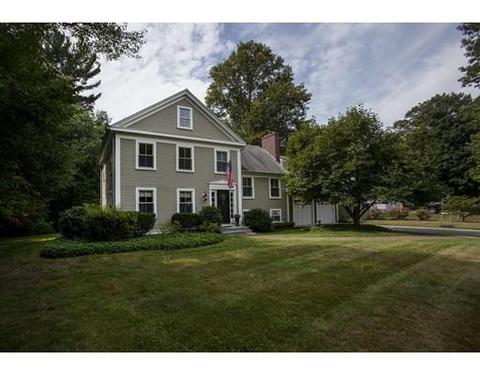 9 Camelot Dr, Hingham, MA 02043 photo 2