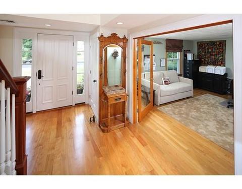 9 Camelot Dr, Hingham, MA 02043 photo 18